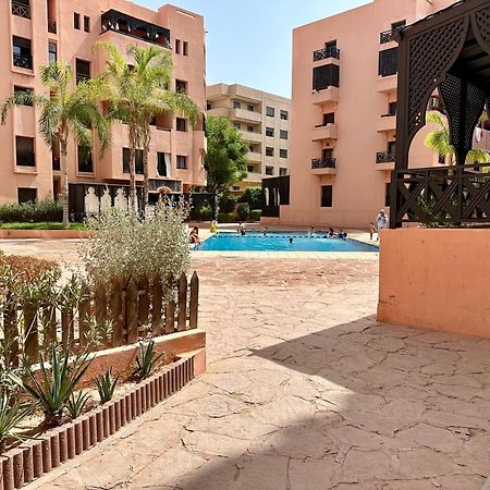 Oasis De Detente Avec Terrasse Et Vue Sur Piscine Marrakesh Esterno foto